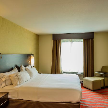 Holiday Inn Express And Suites - Bradford By Ihg Exteriér fotografie