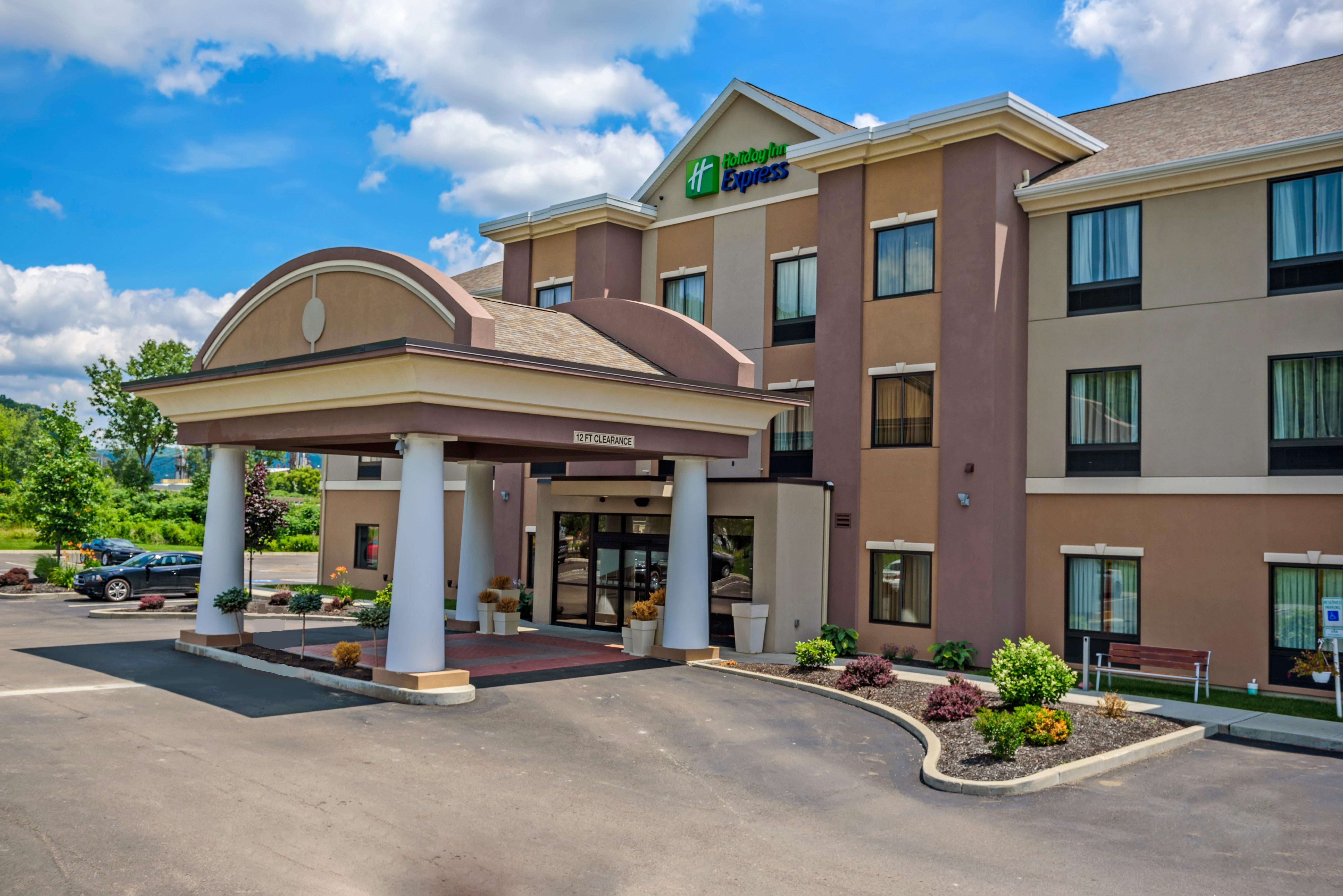 Holiday Inn Express And Suites - Bradford By Ihg Exteriér fotografie